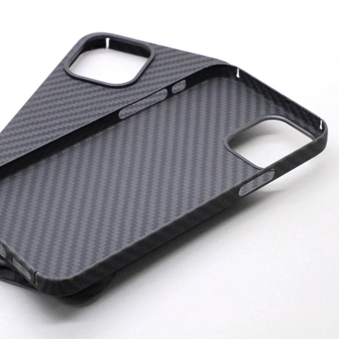 Essentials Real Aramid Carbon Fiber Case for iPhone 12