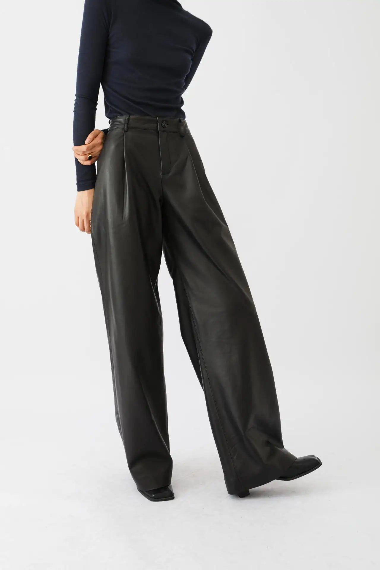 Fashion 100%Sheepskin Leather High Quality Women Loose Long Wide-leg Trousers Oversized